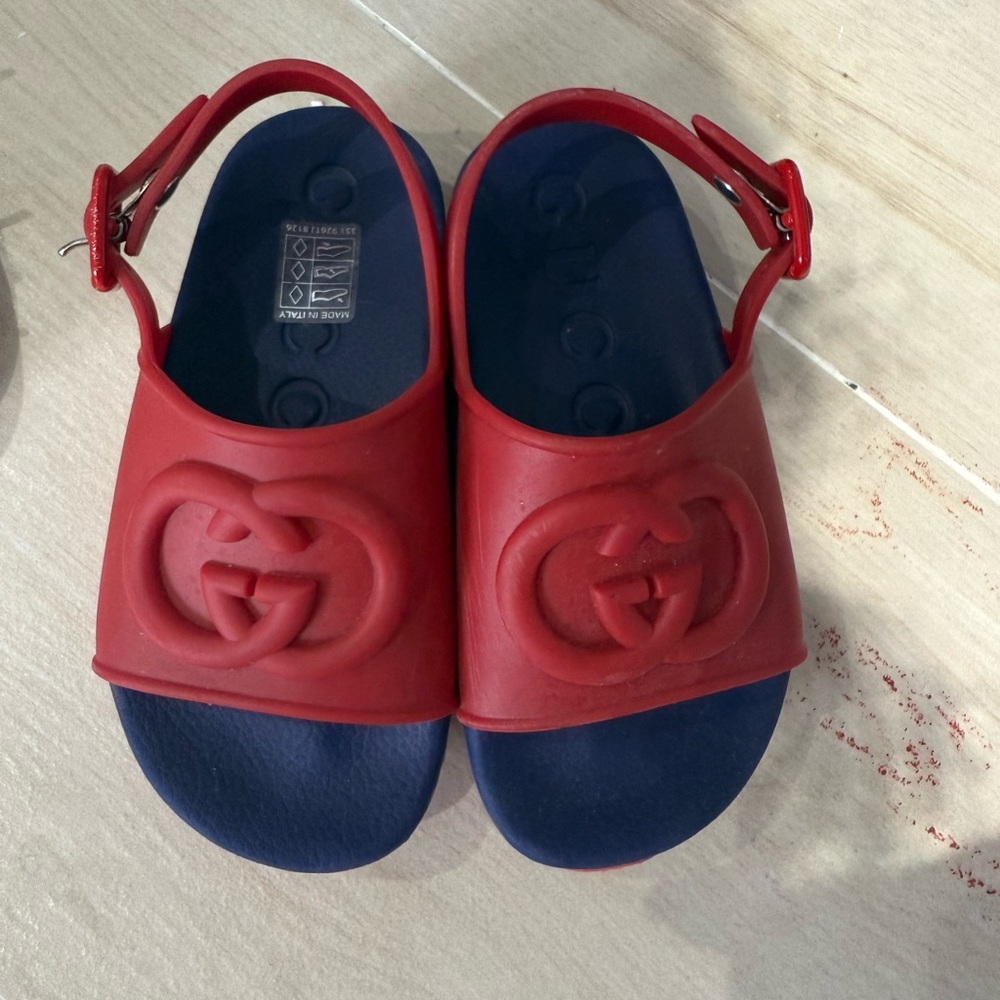 Gucci Kids Red and Blue Sandals